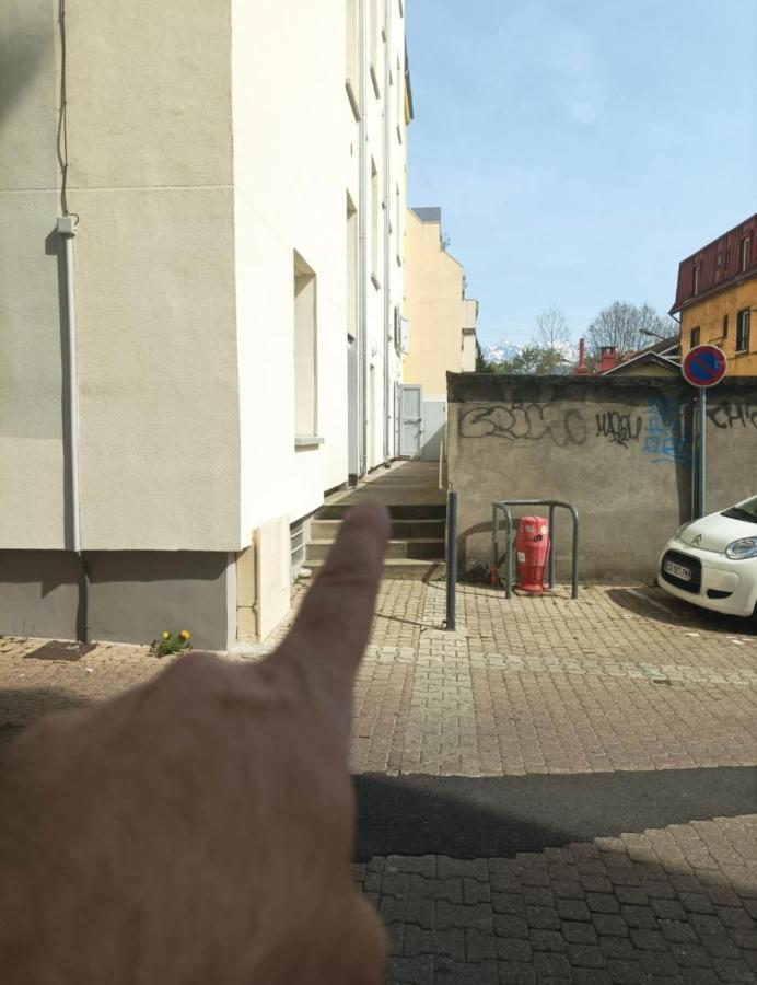 Apartamento Le Duplex - Gare / Tram / Netflix Fontaine  Exterior foto